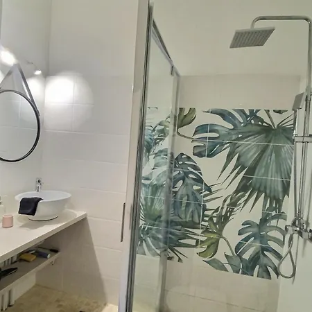 Apartment Vieil Et Mezzanine Proche De La